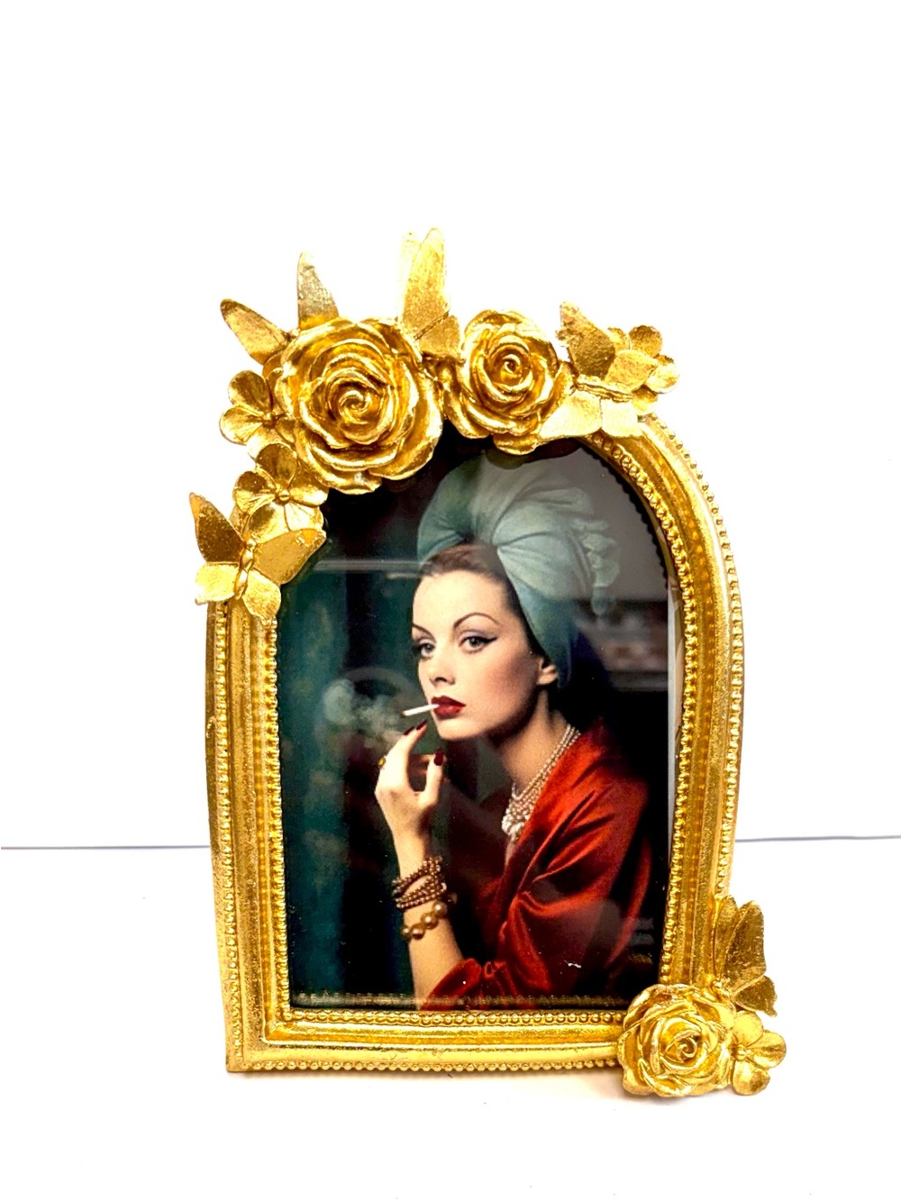 Nanette Lepore Gold Resin Picture Frame 4 x 6 Easel Back Floral Motif F461005